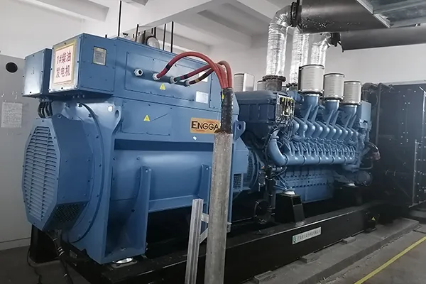 Penggunaan genset diesel dengan mesin seri MTU didalam pabrik