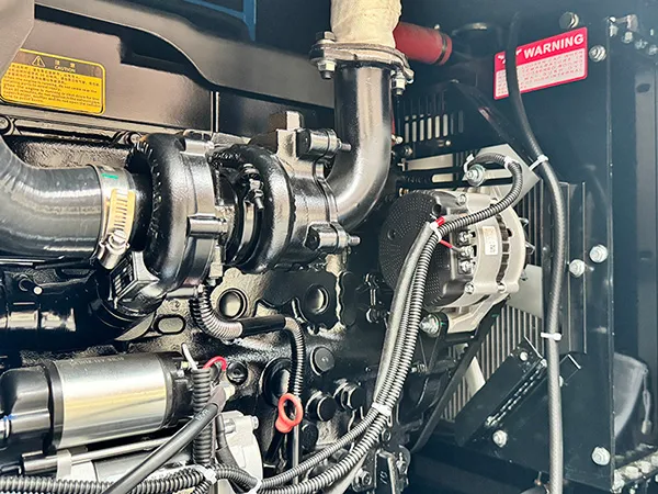 Genset Diesel Las Dengan Pendingin Air (4 Silinder)